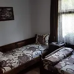 костови 2 Casa vacanze *