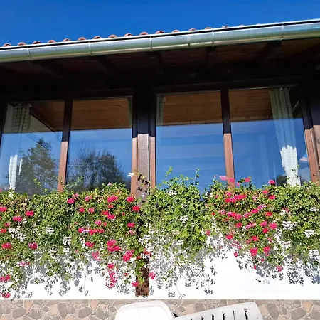 костови 2 Сasa de vacaciones